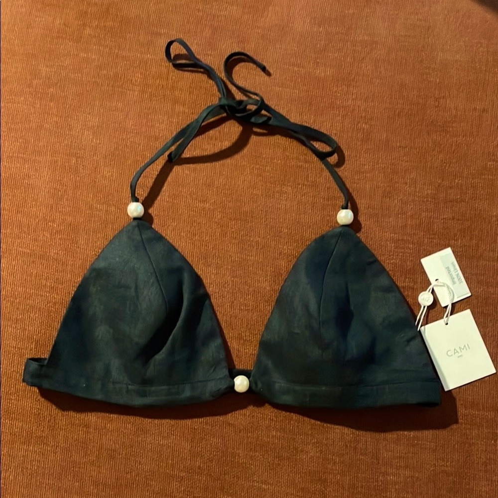 CAMI NYC 100% Linen Pearl Triangle Top
Size S